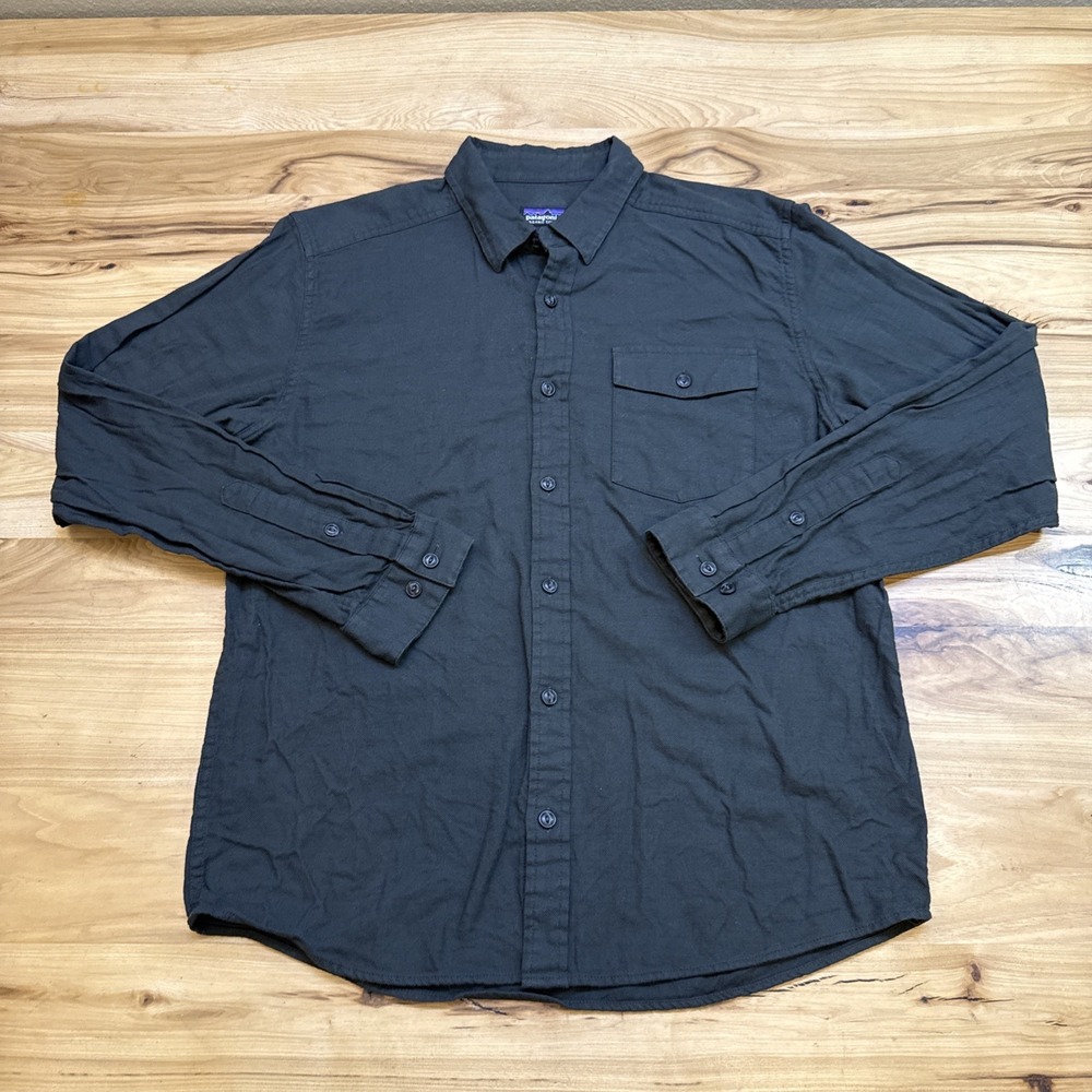 Patagonia Men's Small 100% Organic Cotton Button Up Shirt Green Long Sleeve